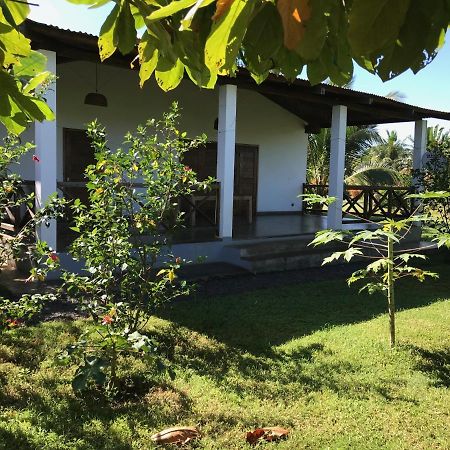 Les Hibiscus Villa Ambondrona  ภายนอก รูปภาพ